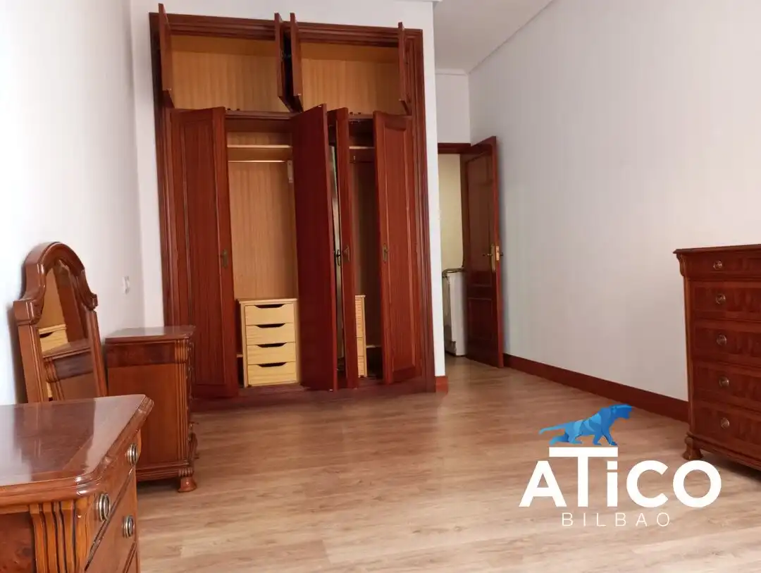 Pis de 160 m² a Bilbao