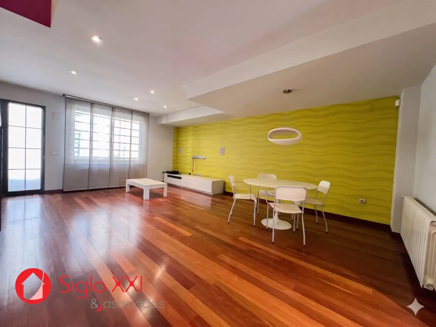 Casa de 220 m² en Almazora