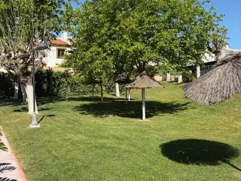 Habitación 200 m², Tomares