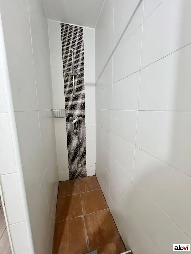Piso de 80 m² en Granada