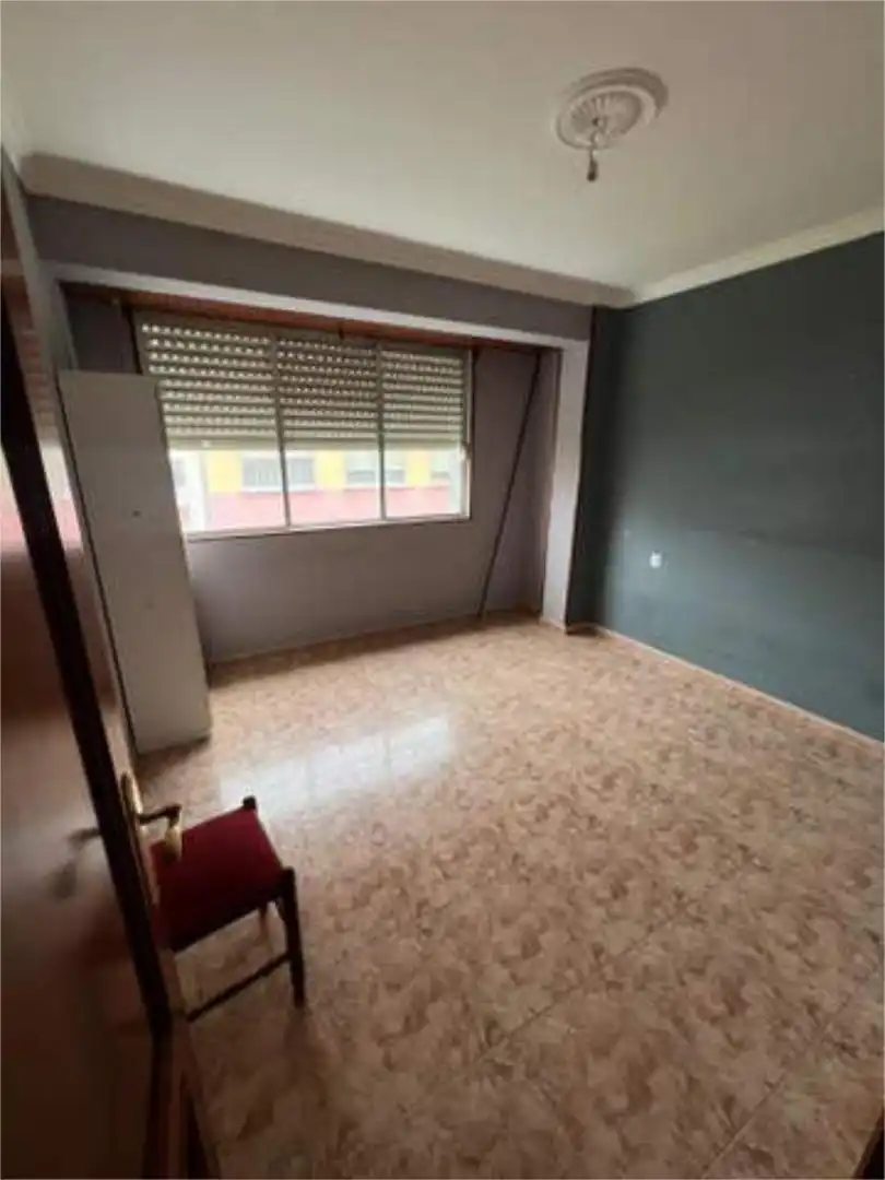 Piso de 80 m² en Narón