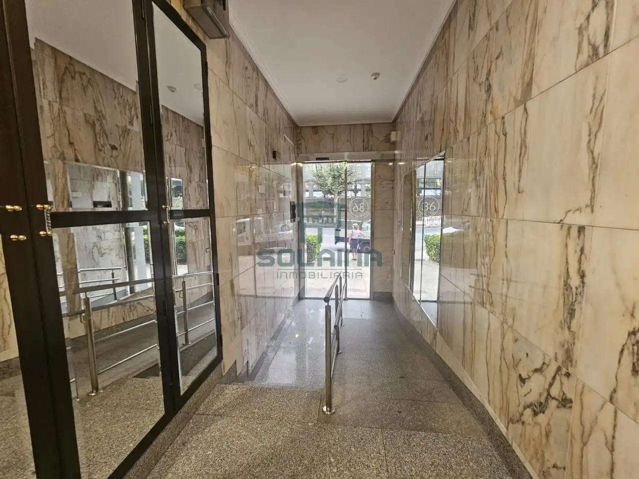 Wohnung 90 m² in Ourense