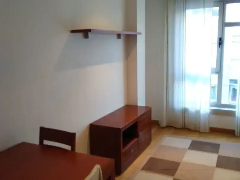 Piso de 75 m² en Vigo
