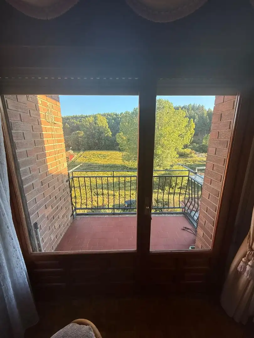 Appartement 97 m² à San Leonardo de Yagüe