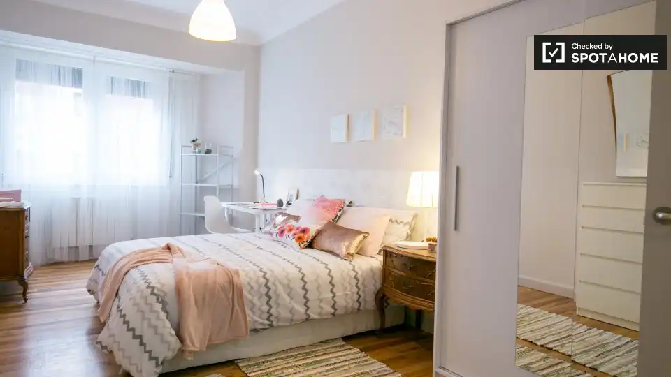 Habitación 138 m², Bilbao