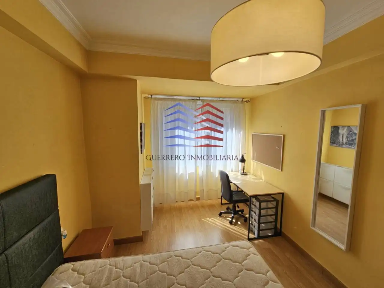 Piso de 100 m² en Ourense