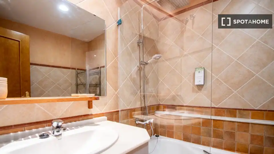 Habitación 81 m², Cádiz