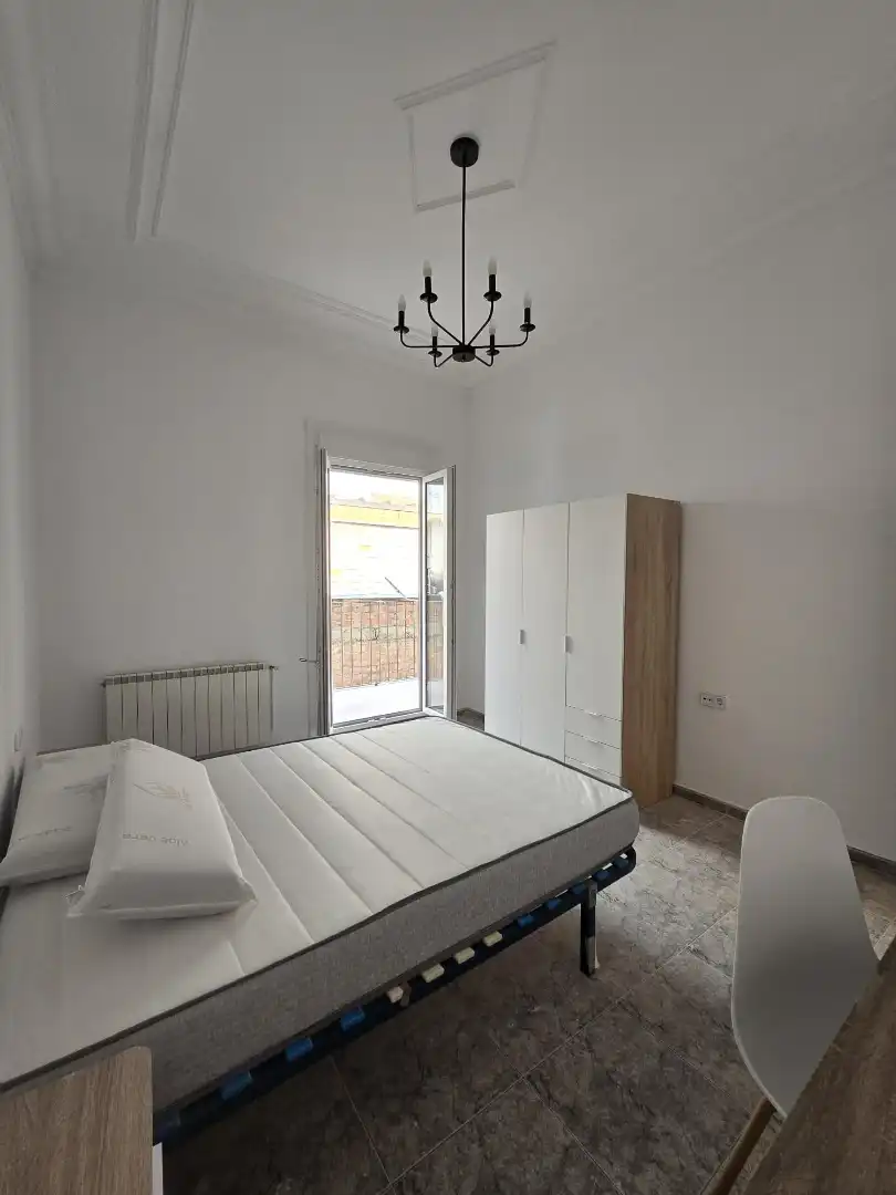Habitación 135 m², Lérida