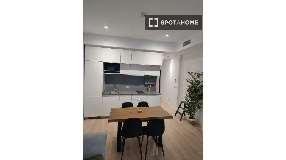 Habitación 69 m², Sevilla
