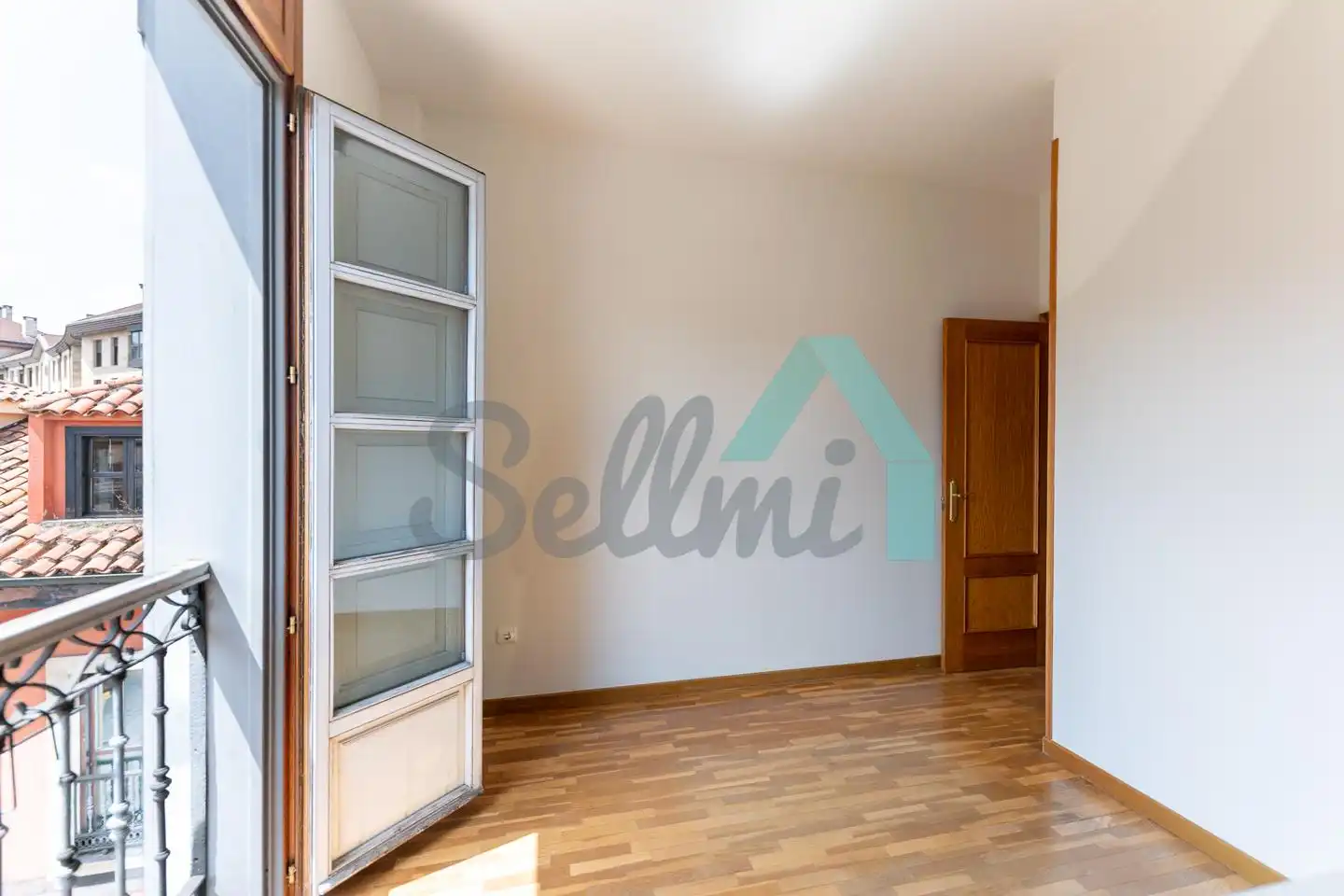 Piso de 69 m² en Oviedo