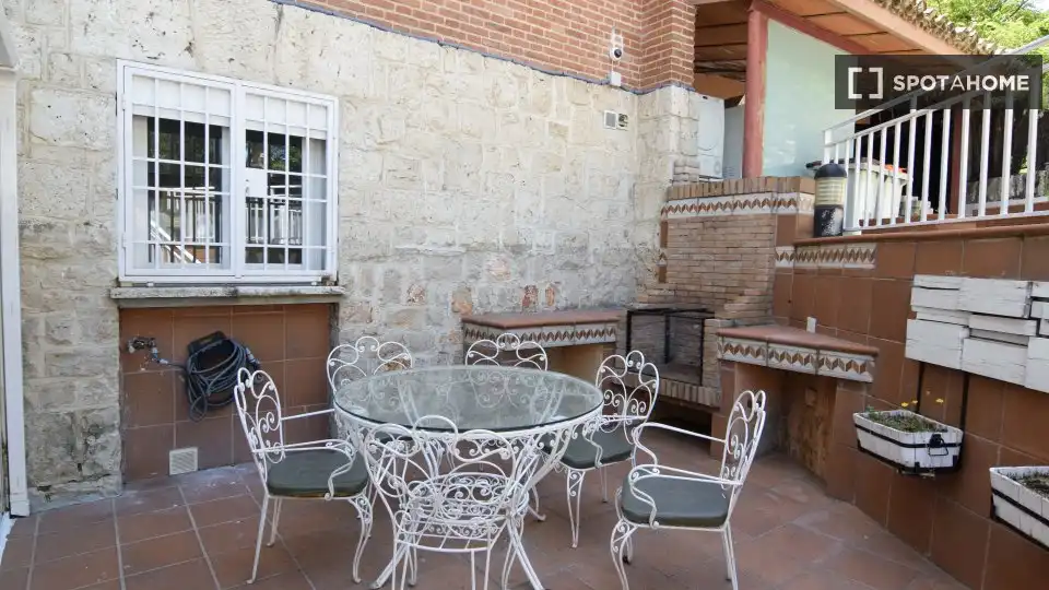 Habitación 503 m², Madrid
