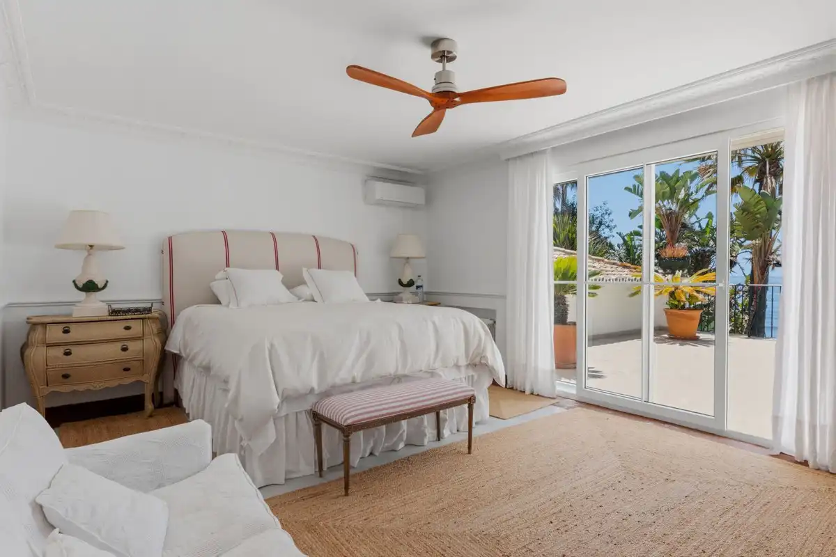Pis de 984 m² a Estepona