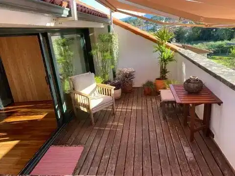 Piso de 200 m² en Nigrán