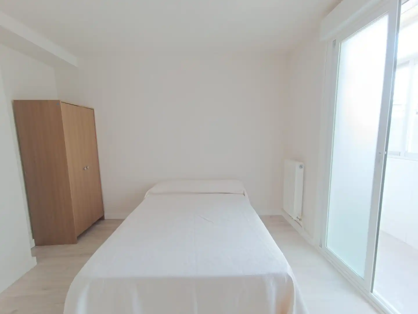 Habitación 100 m², Pamplona