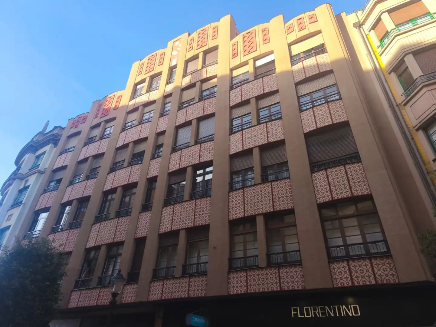 Pis de 77 m² a Gijón