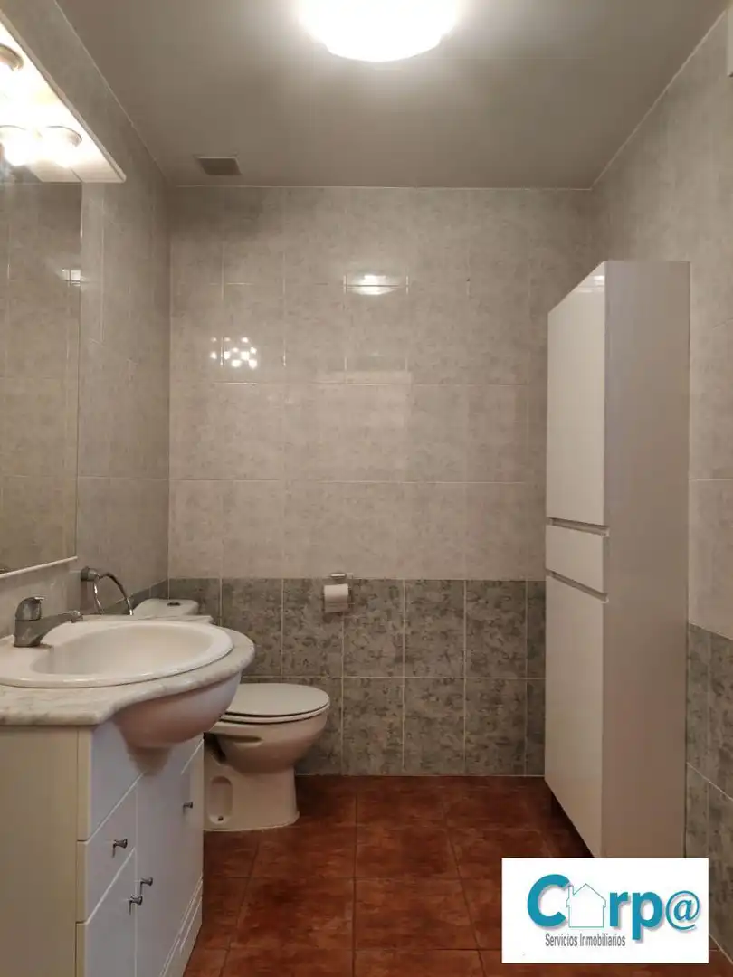 House 221 m² in Andosilla
