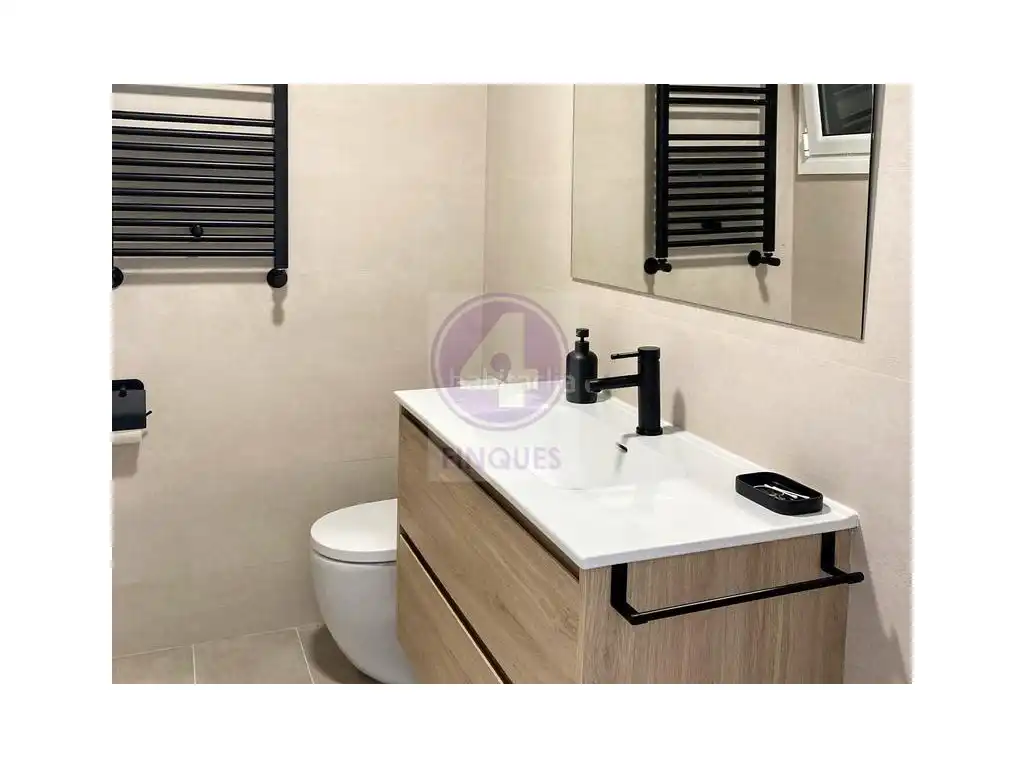 Piso de 90 m² en Sant Feliu de Guíxols