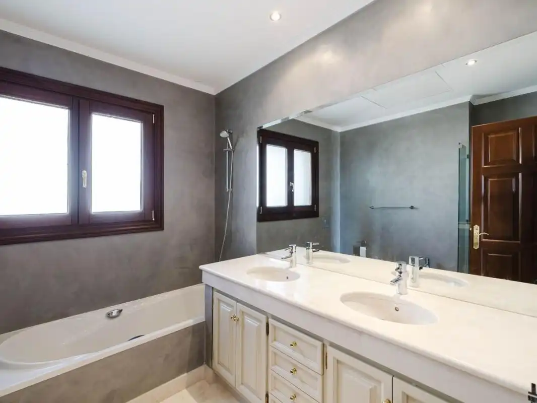 Pis de 634 m² a Benahavís