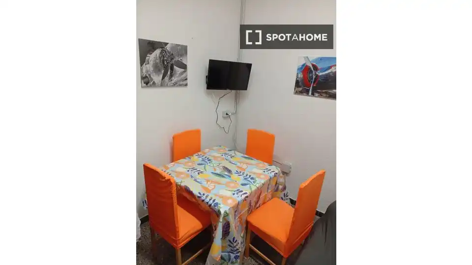 Habitación 115 m², Jaén