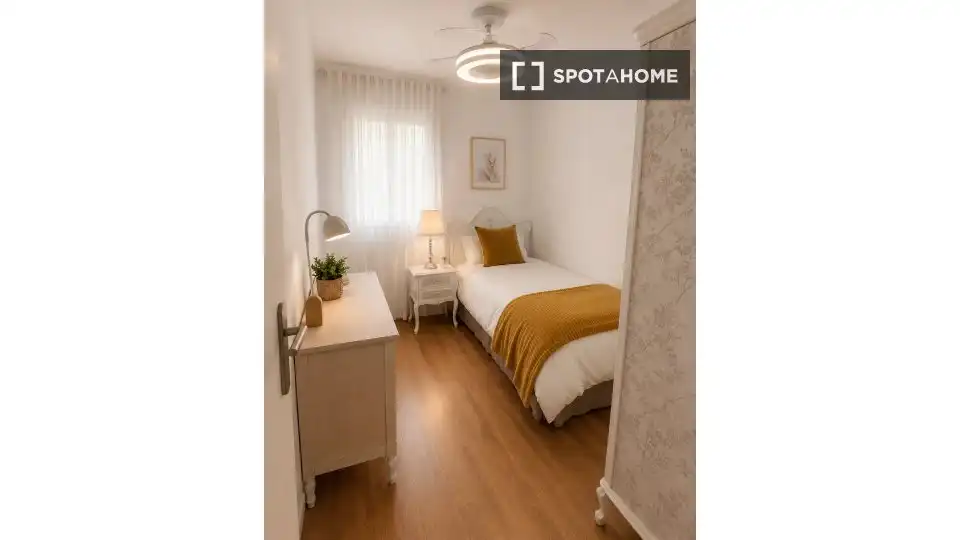 Habitación 104 m², Sevilla