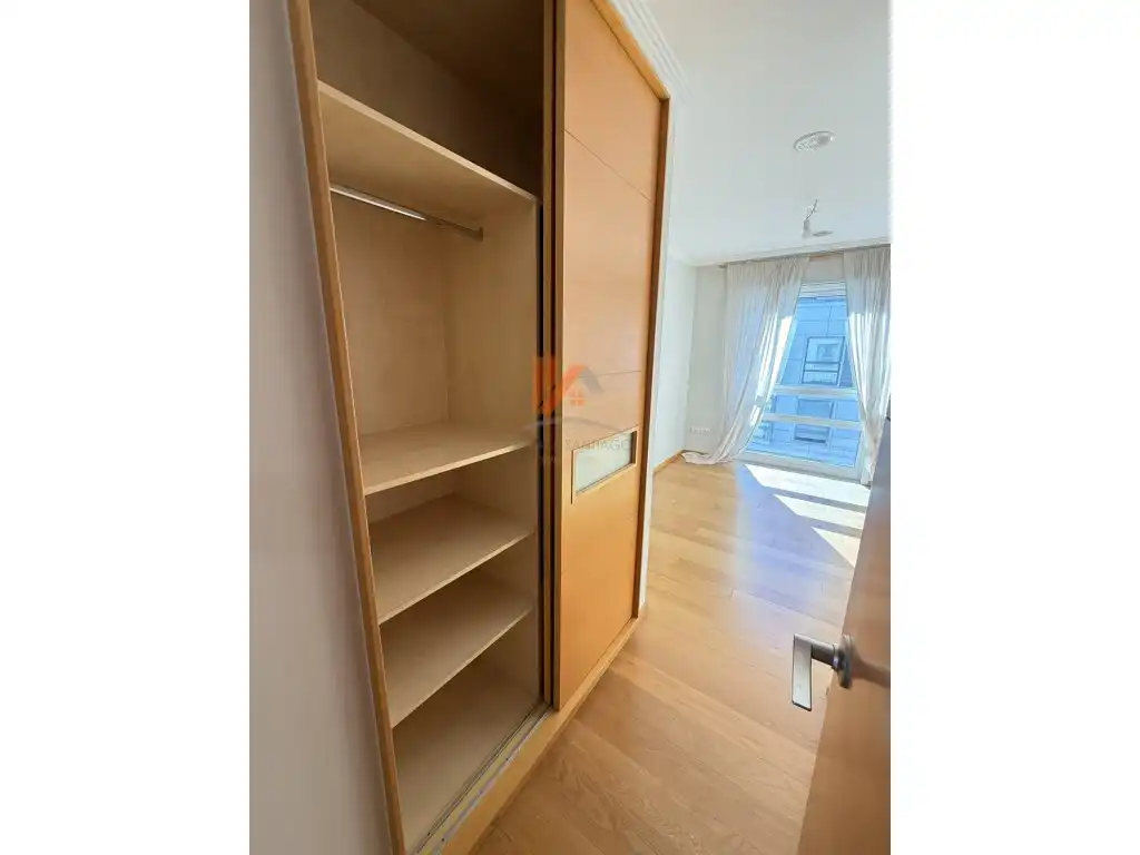 Pis de 138 m² a Santiago de Compostel·la