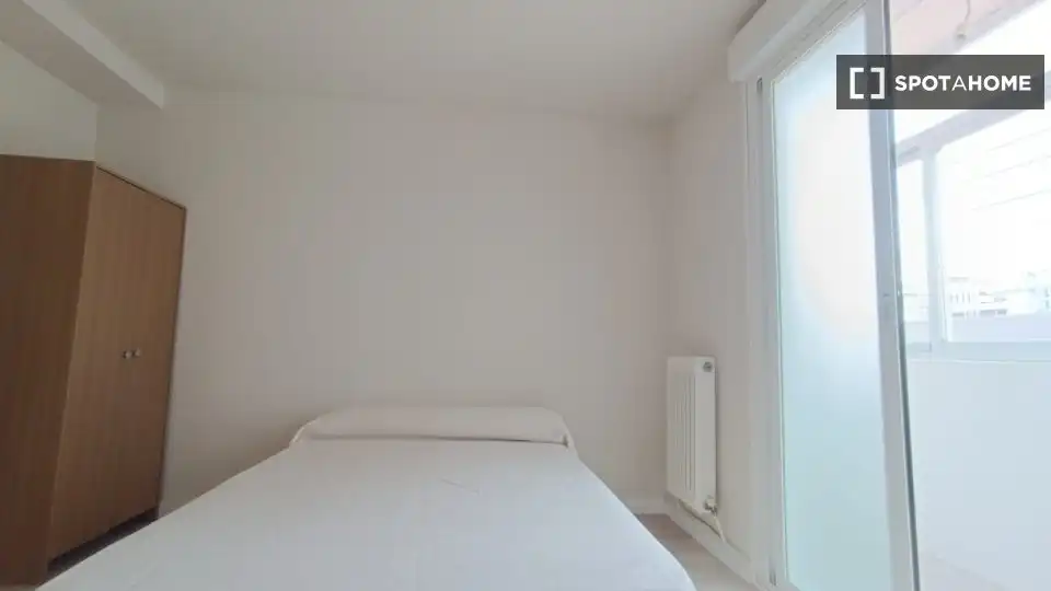 Habitación en alquiler, Pamplona