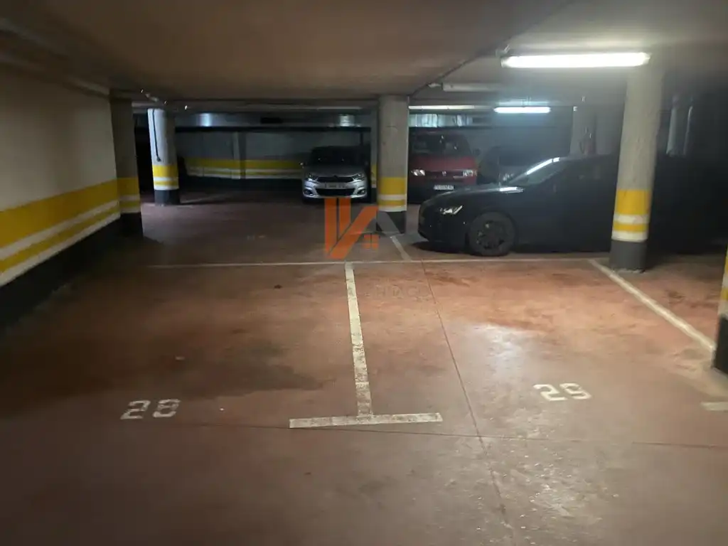 Piso de 130 m² en Santiago de Compostela