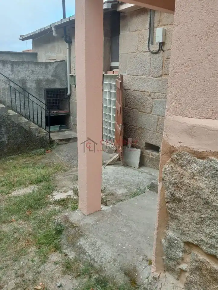 Casa de 80 m² en San Cibrao das Viñas