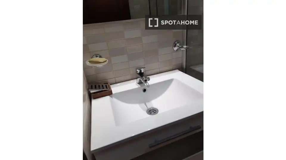 Habitación 232 m², Sevilla