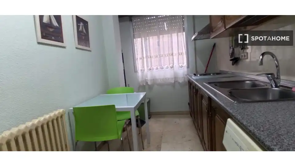 Habitación 81 m², Salamanca