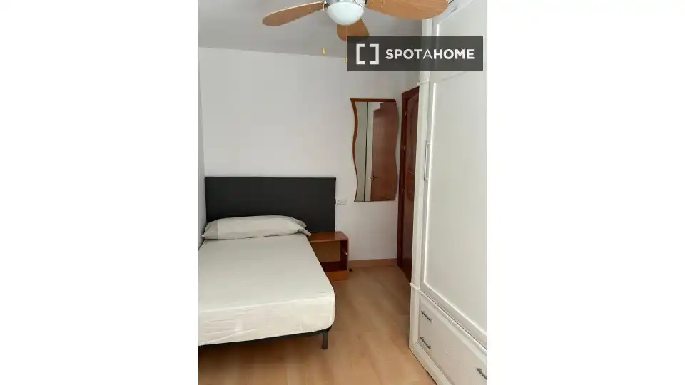 Habitación 161 m², Granada