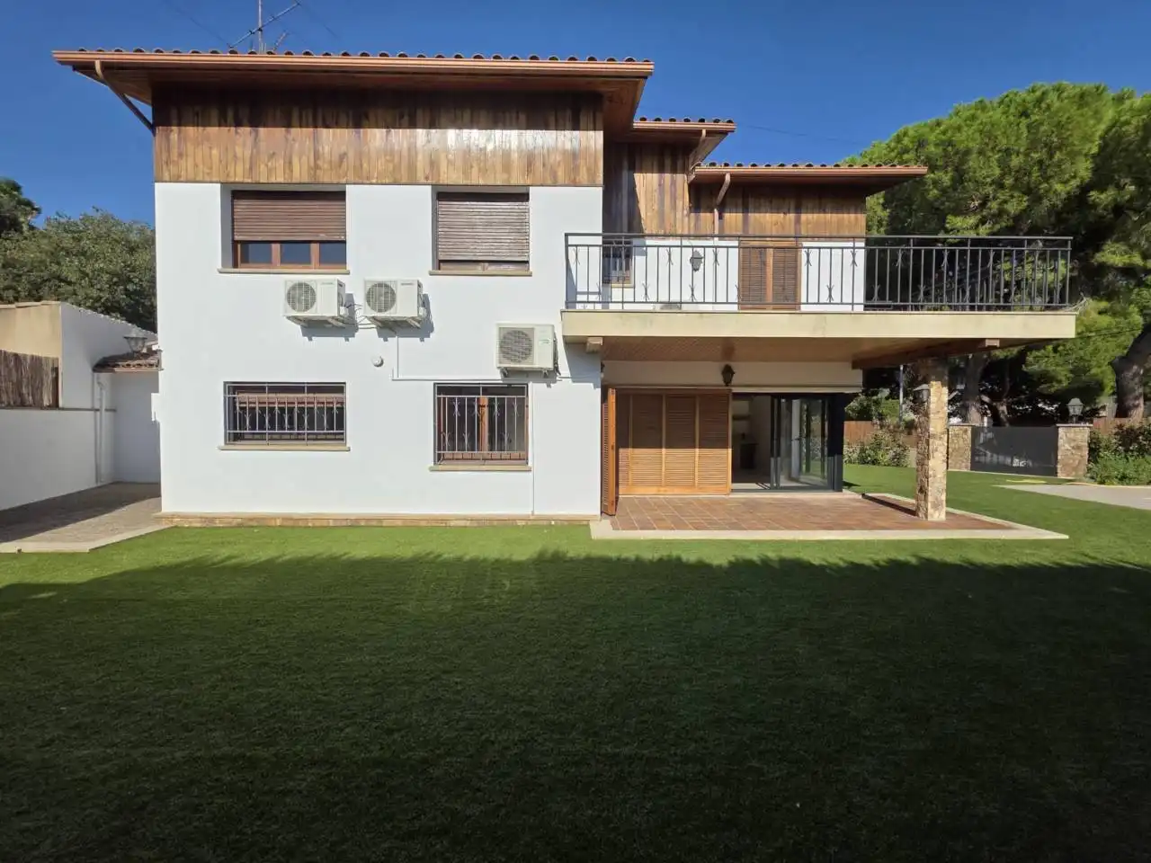 Moradia 618 m² em Cerdanyola del Vallès