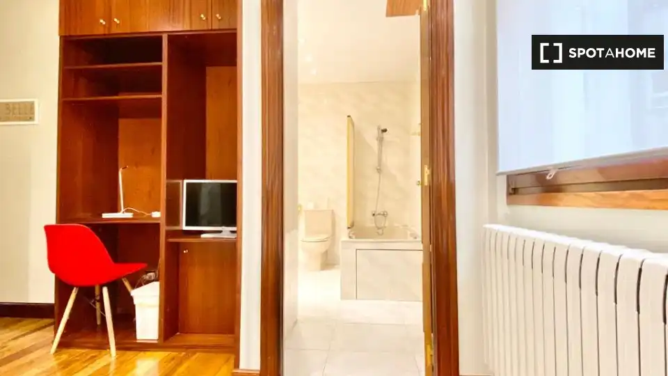 Habitación 138 m², Bilbao