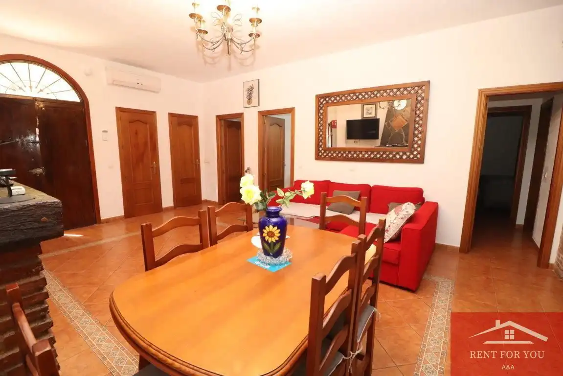 Casa de 110 m² en Alozaina