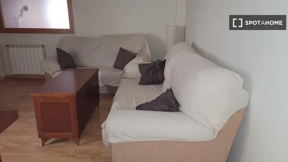 Habitación 81 m², Zaragoza