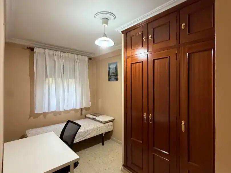 Piso de 80 m² en Sevilla