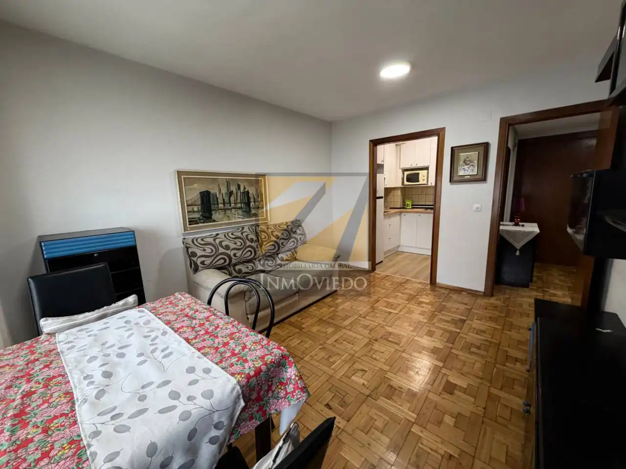 Piso de 50 m² en Oviedo