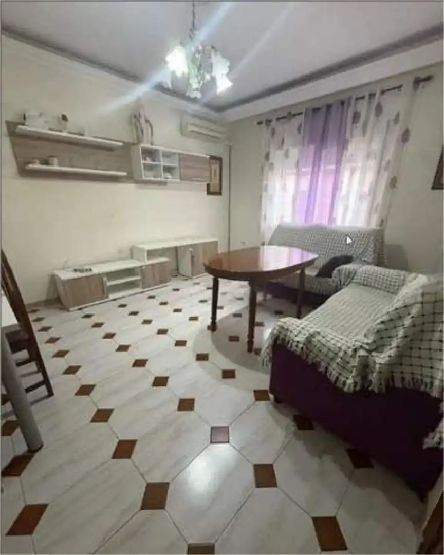 Piso de 180 m² en Martos