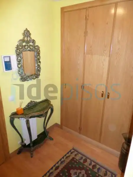 Piso de 60 m² en Santander