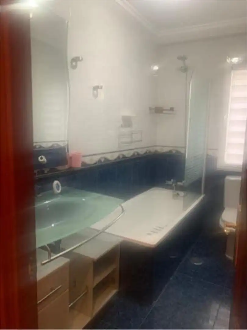 Piso de 90 m² en Mieres