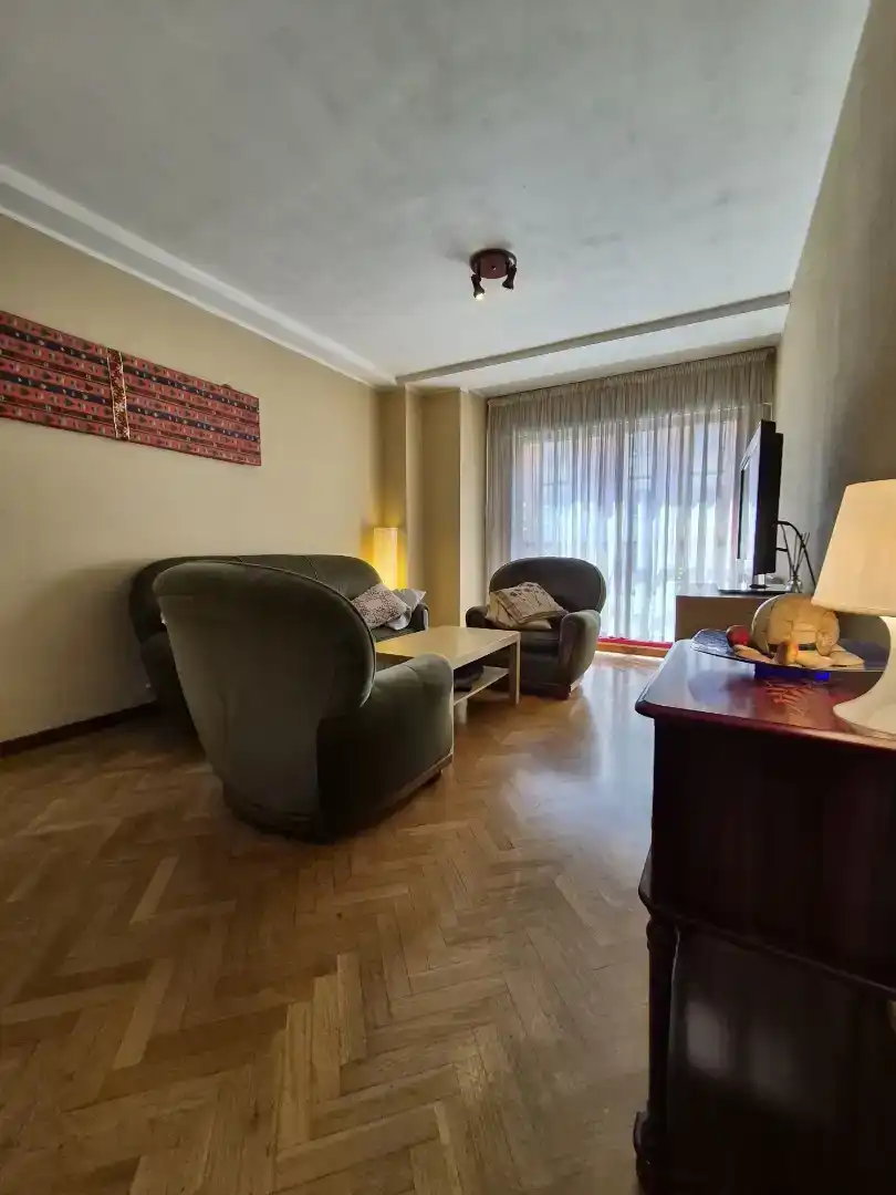 Quarto 87 m², Oviedo