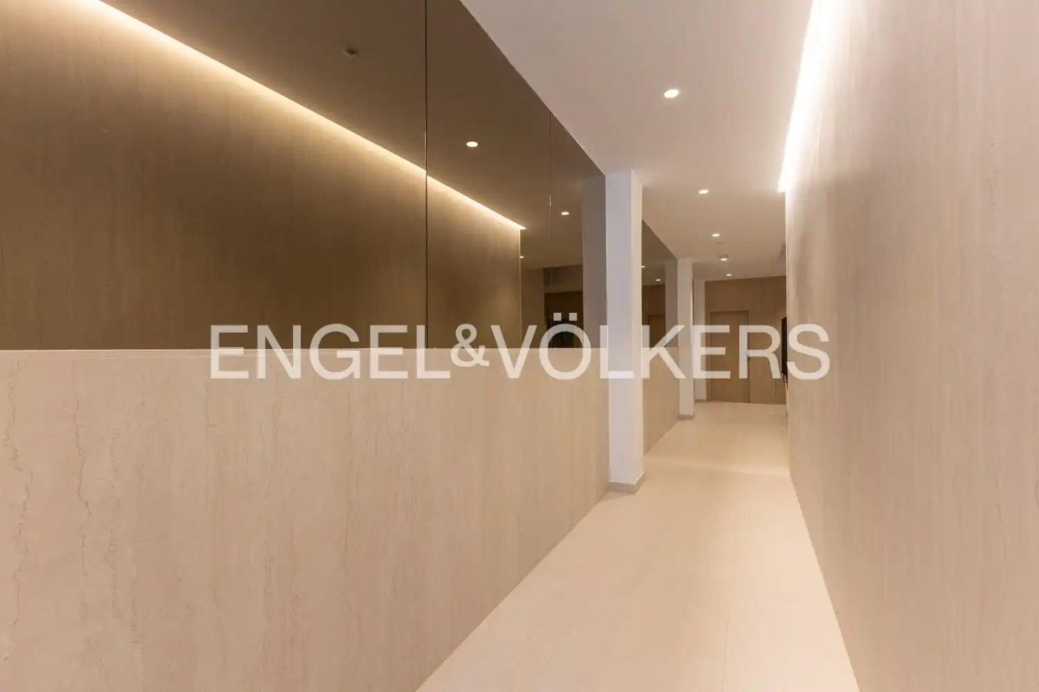 Piso de 100 m² en Almenara