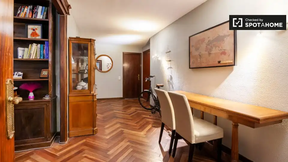 Habitación 150 m², Bilbao