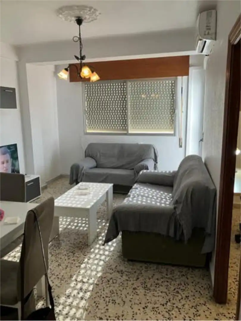 Piso de 90 m² en Almería