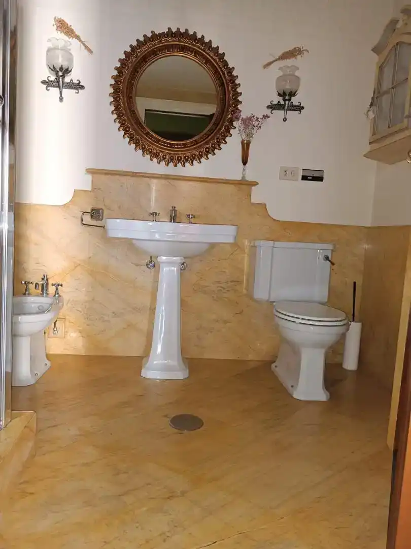 Habitación 185 m², Ourense