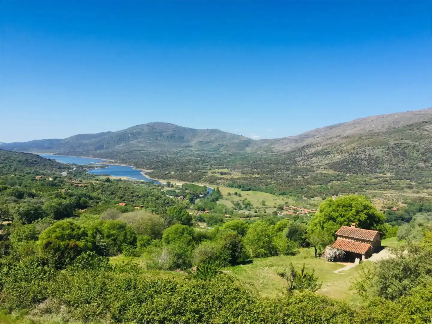 Piso de 64 m² en Casas del Castañar