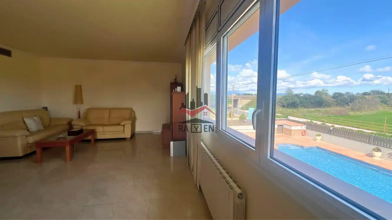 Casa de 395 m² a Vilamalla
