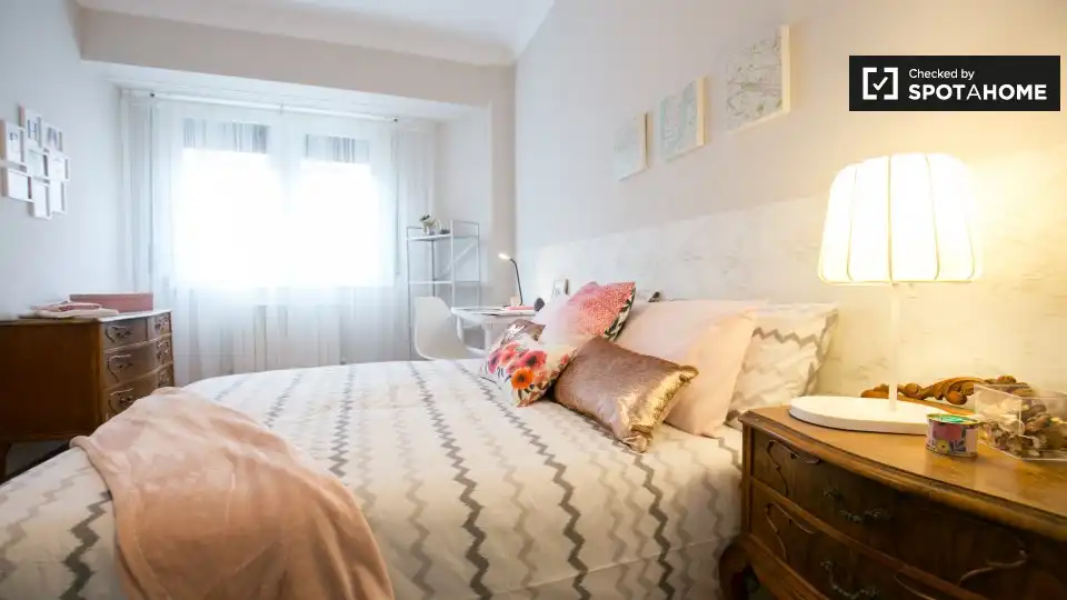 Habitación 138 m², Bilbao