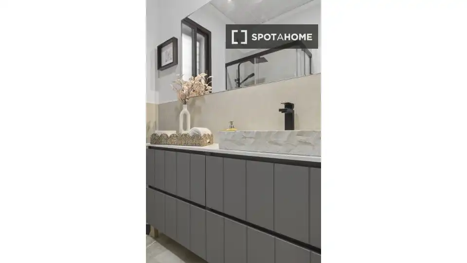 Habitación 75 m², Sevilla