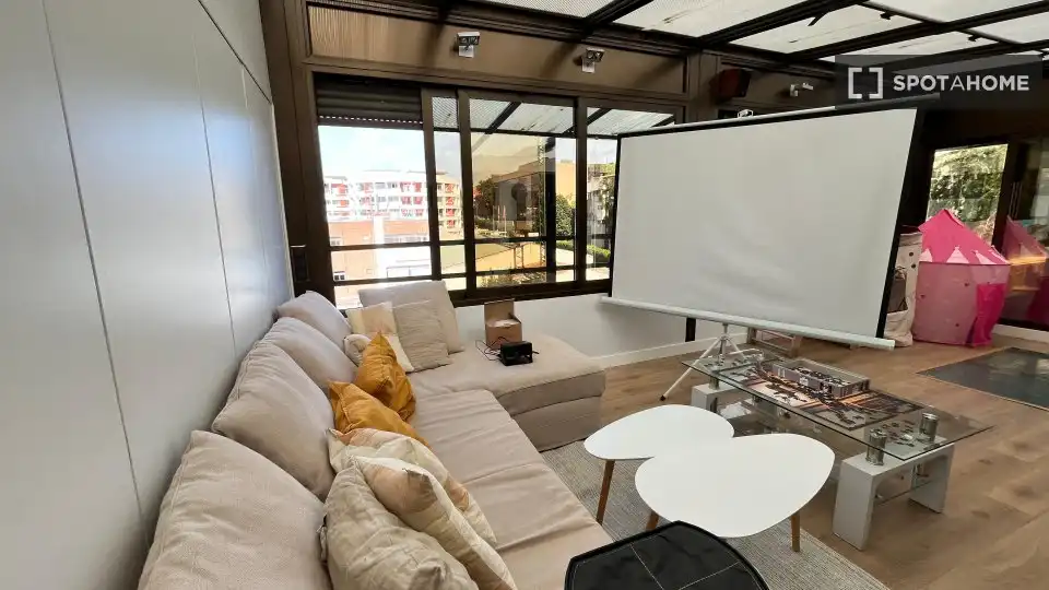 Habitació de lloguer, Madrid